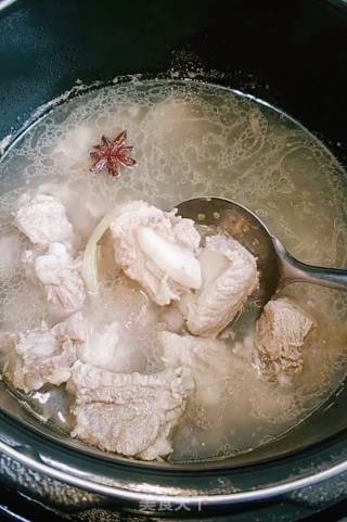 蒜仔杭椒烧排骨的做法步骤：5