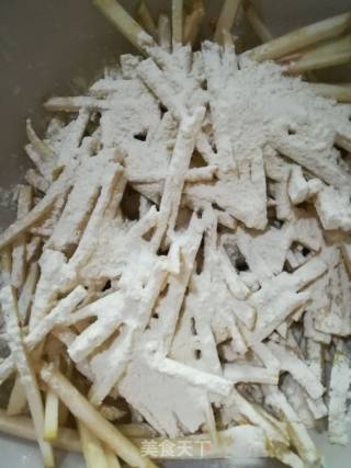 蒜蓉蒸茄丝的做法步骤：2