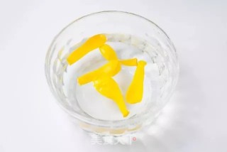 气球布丁的做法步骤：1