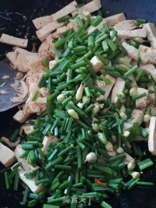 韭苔炒豆腐的做法步骤：5