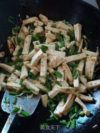 韭苔炒豆腐的做法步骤：6