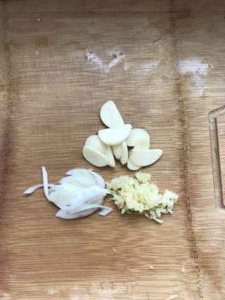 酱爆鸡丁的做法步骤：4