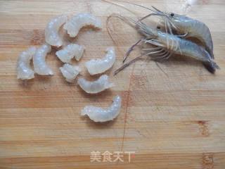 鲜肉虾仁馄饨的做法步骤：2