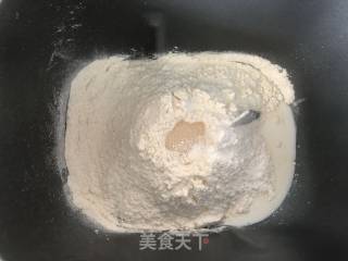 汉堡胚的做法步骤：1