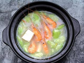 鲜虾豆腐丝瓜汤的做法步骤：5
