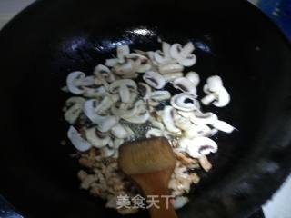 口菇炒肉片的做法步骤：6