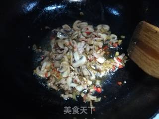 口菇炒肉片的做法步骤：8