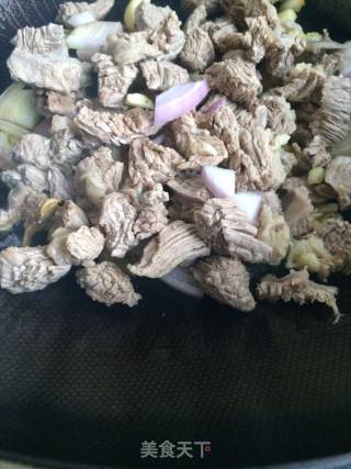 牛肉咖喱饭的做法步骤：6