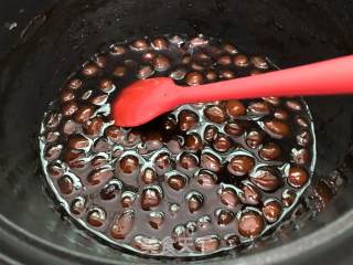 红茶红糖珍珠奶茶的做法步骤：5