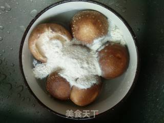 青椒香菇炒肉片的做法步骤：4