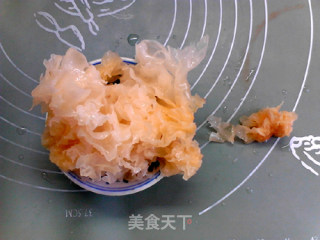 绿豆银耳汤的做法步骤：3