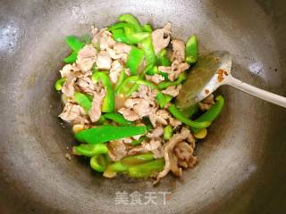 青椒炒肉片的做法步骤：12