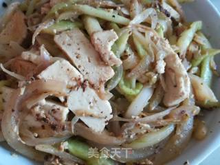 黄瓜烧豆腐的做法步骤：6