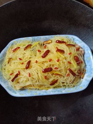 雄鱼头蒸粉丝的做法步骤：5