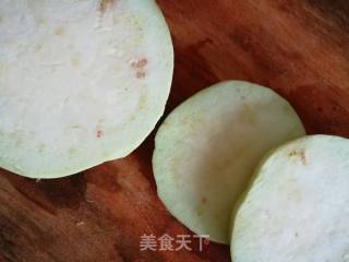 鱼香磨盘茄子的做法步骤：1