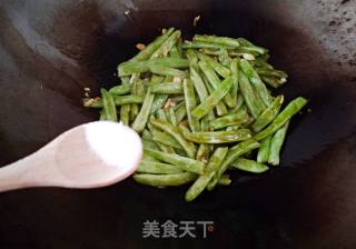 蒜香干煸四季豆的做法步骤：10