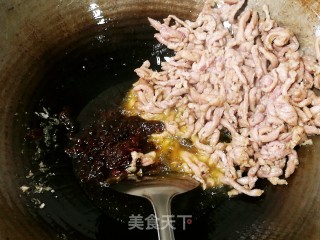 炒肉丝加点这个 顿顿三碗饭的做法步骤：4