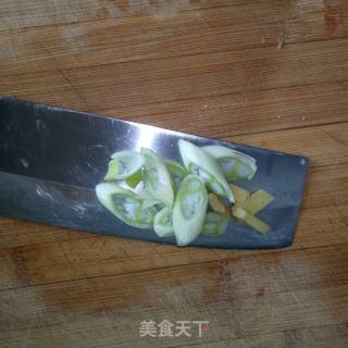 海带丝烧肉的做法步骤：2
