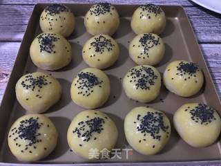 蛋黄酥的做法步骤：15