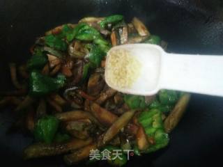 辣椒炒茄子的做法步骤：12