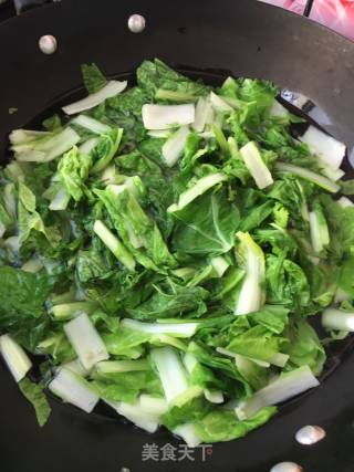 花肉炒小白菜的做法步骤：4