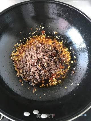 香辣牛肉酱的做法步骤：7