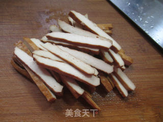 菜芯干拌香干的做法步骤：3