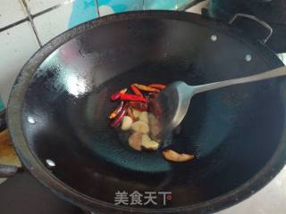 家常菜一一土豆烧牛腩的做法步骤：4