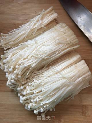 浇汁烤金针菇的做法步骤：1