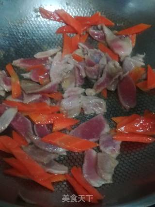 肉片炒蒜苔的做法步骤：6