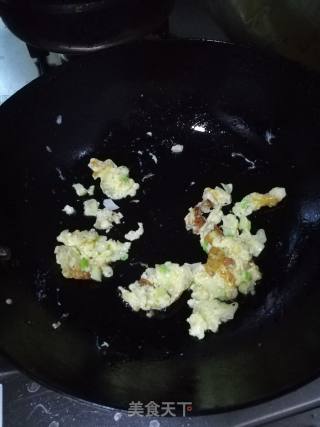 圆白菜炒鸡蛋的做法步骤：3
