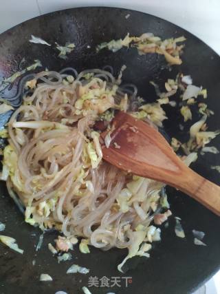 下饭菜  头菜炒粉的做法步骤：7