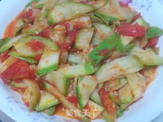 西葫芦炒西红柿的做法步骤：6
