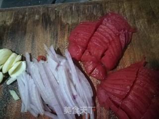 干煸茄子的做法步骤：2