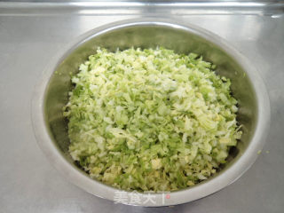 木耳圆白菜猪肉馅水饺的做法步骤：4