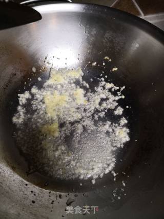 蒜蓉西兰花的做法步骤：2