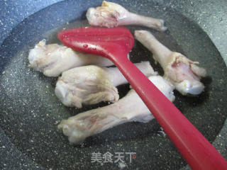 红烧鸭翅根的做法步骤：3