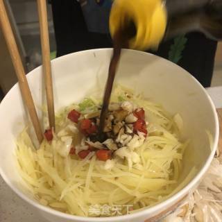 酸辣炝土豆丝的做法步骤：5