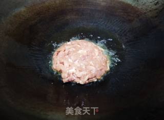 青椒胡萝卜炒肉丝的做法步骤：7