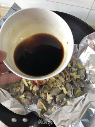 家庭版锡纸花甲的做法步骤：8