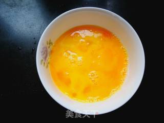 家常菜:小白菜炒鸡蛋的做法步骤：3