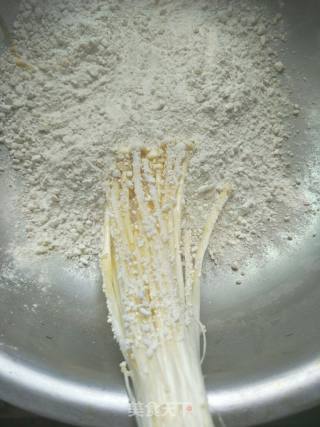 香酥金针菇的做法步骤：4