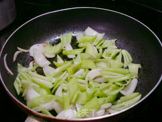 香蕉辣椒炒肉片--家常菜的做法步骤：6