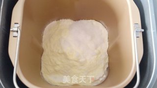 香葱肉松面包条的做法步骤：3
