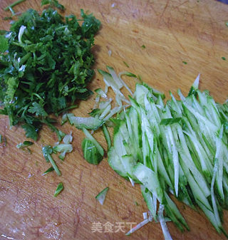 馃子卤素面的做法步骤：2