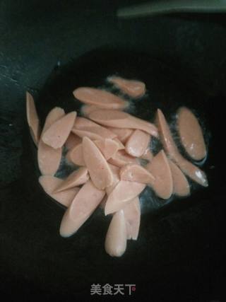 青椒炒火腿肠的做法步骤：4