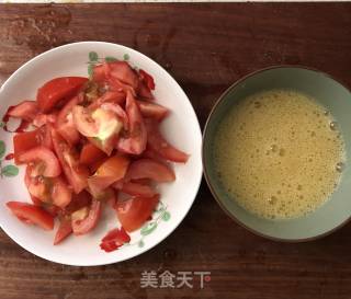 番茄炒蛋的做法步骤：2