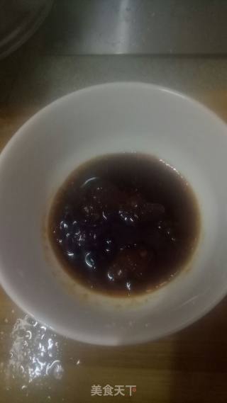 煎焖鲫鱼的做法步骤：4