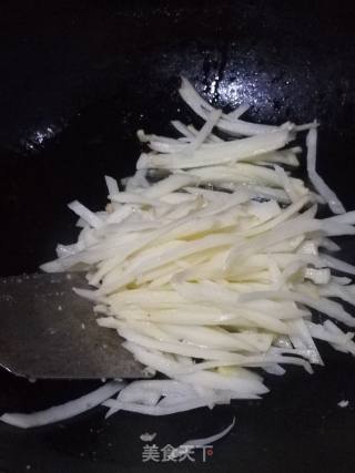 西红柿炒莲藕的做法步骤：4