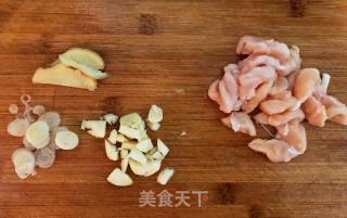 肉炒双菇的做法步骤：2